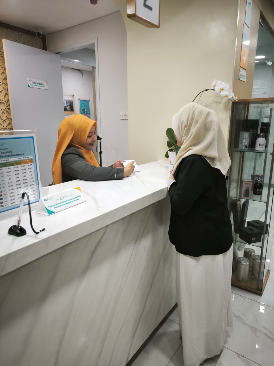 Frontline Customer Service Demeanor